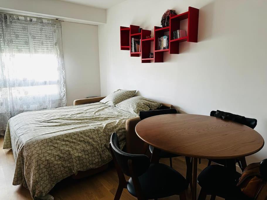 Appartement Cosy And Quiet T2 In 19 Parijs